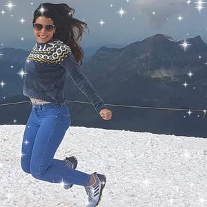 Meet your Posher, Karina